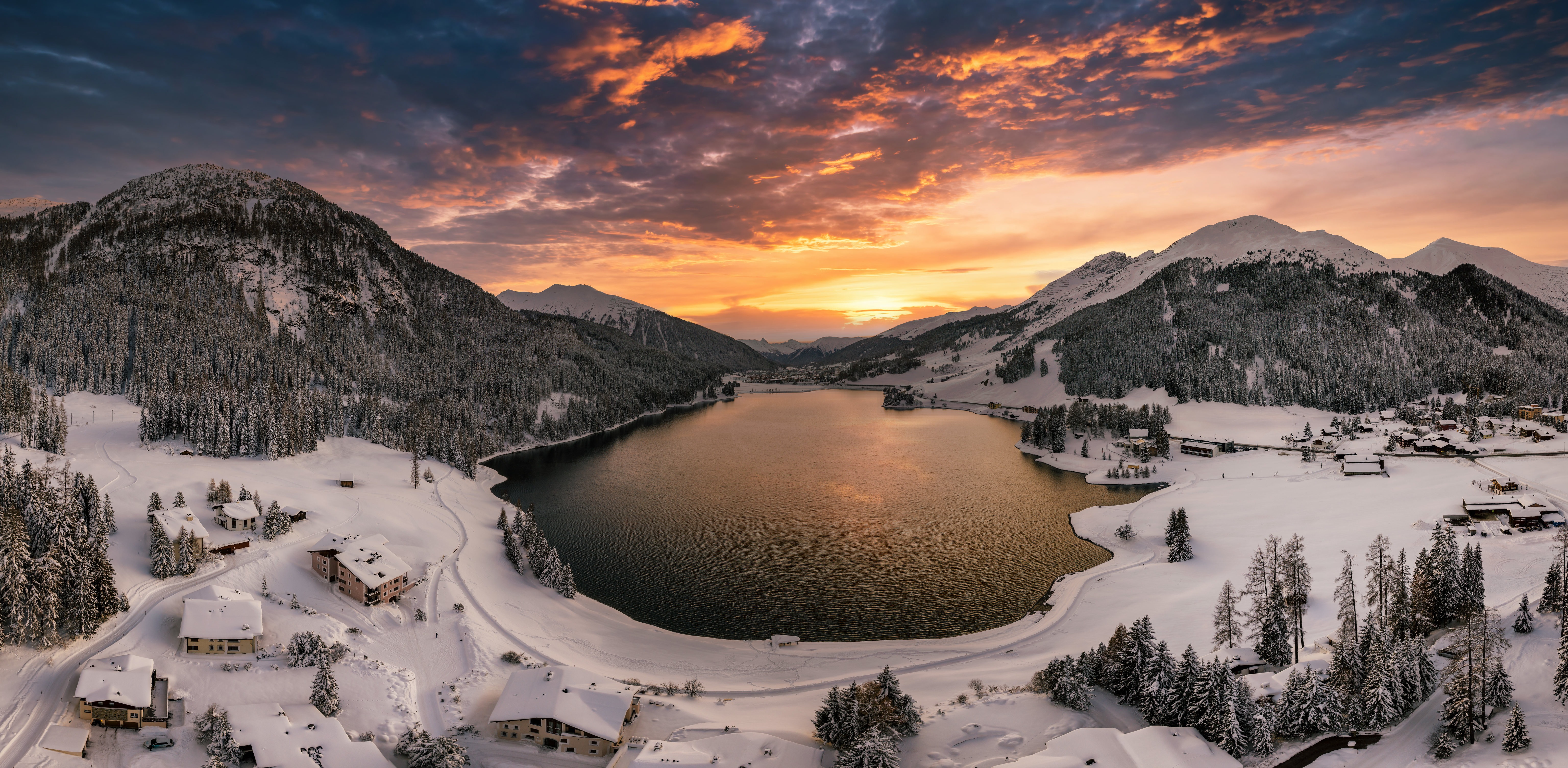 ochre-grove-eclipse-qlad